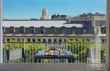 Premium Room (View)
