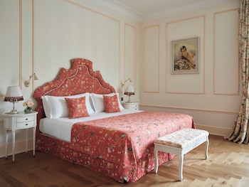 El Palace Suite by Ronnie Wood 2 bedrooms
