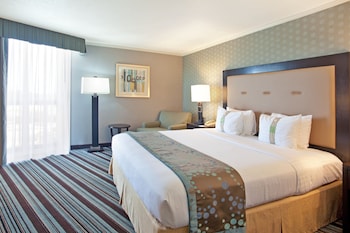 Standard Room, 1 King Bed