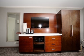 Standard Room, 2 Double Beds, Accessible (Communications)