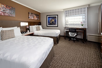 Standard Room, 2 Double Beds, Accessible (Communications)
