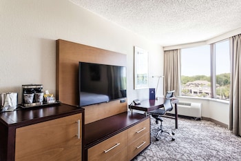 Deluxe 2 Double Beds