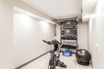 Room, 1 King Bed, Accessible, Bathtub