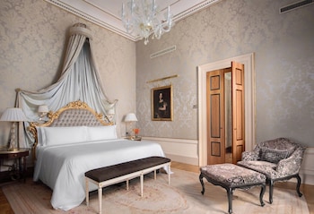Signature Suite, 1 King Bed