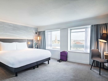 Privilege, Room, 1 King Bed, City View