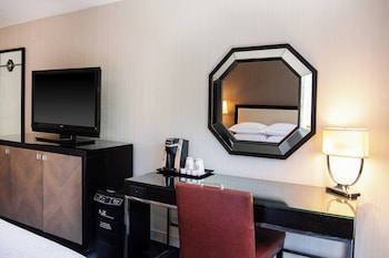 Pure, Room, 2 Queen Beds