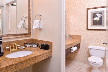 Suite, 2 Bedrooms, Non Smoking, Refrigerator
