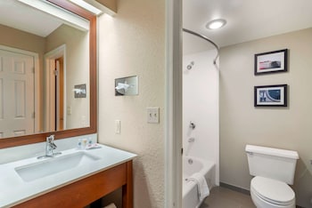 Room, 2 Queen Beds, Non Smoking