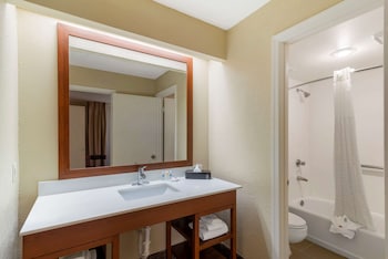 Room, 2 Queen Beds, Non Smoking
