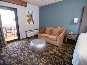 Junior Suite, 1 King Bed, Non Smoking, Balcony