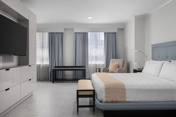 Superior Room, 1 King Bed