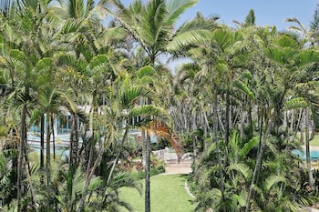 Room, 1 King Bed, Resort View
