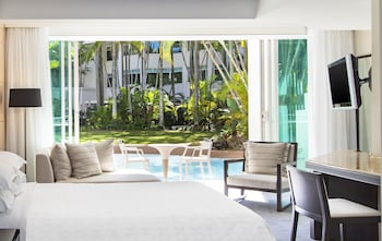 Room, 2 Queen Beds, Lagoon View, Ground Floor