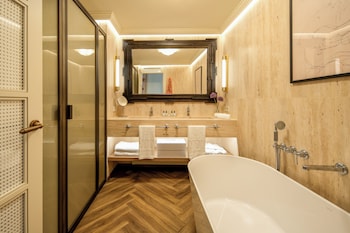 Junior Double Room