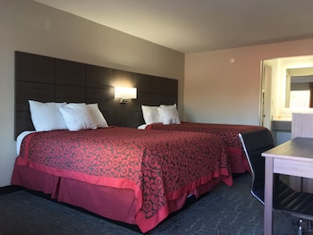 Room, 2 Queen Beds, Non Smoking