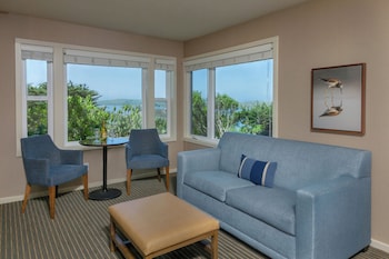 Deluxe Room, 1 King Bed with Sofa bed, Fireplace, Ground Floor