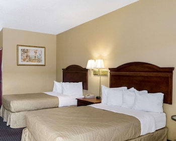 Standard Room, 2 Double Beds, Non Smoking