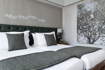 Deluxe Room City view