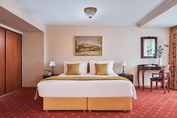 Executive Suite Acropolis View