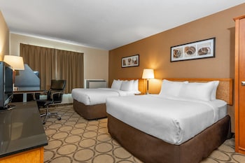 Standard Room, 2 Queen Beds, Non Smoking