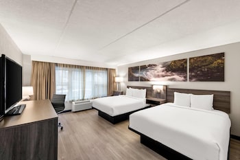 Standard Room, 2 Queen Beds, Non Smoking