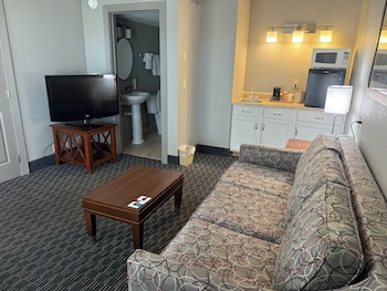 Suite, 1 King Bed, Jetted Tub