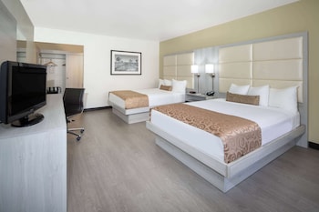 Room, 2 Queen Beds, Accessible, Non Smoking (Mobility/Hearing Impaired)