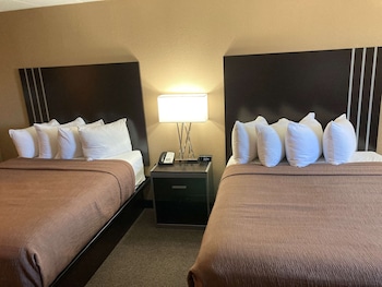 Standard Room, 2 Queen Beds, Non Smoking, Refrigerator & Microwave