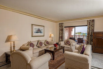 Family Room, Partial Sea View