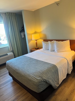 Room, 1 Queen Bed, Non Smoking