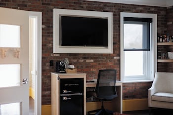 Deluxe Studio, 1 King Bed
