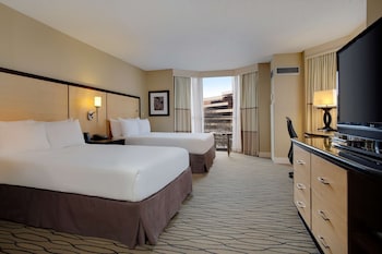 Room, 2 Double Beds, Corner