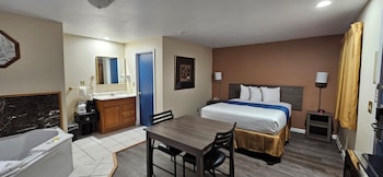 Studio Suite, 1 Queen Bed, Non Smoking