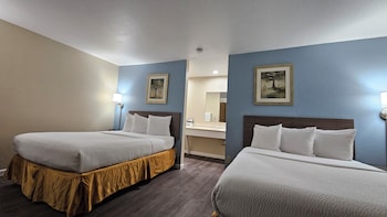 Standard Room, 2 Queen Beds