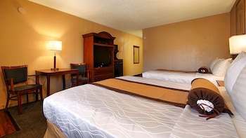 Suite, Multiple Beds, Non Smoking, Refrigerator & Microwave