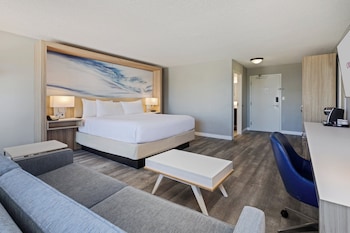 Standard Room, 1 King Bed with Sofa bed, Balcony