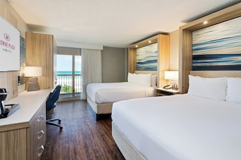 Standard Room, 2 Queen Beds, Oceanfront (Ground Floor)