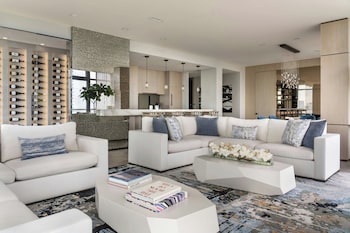 Ocean View Penthouse 1, 3 Bedroom Bi-level Suite, Bedroom1: 1King, Bedroom2: 1King, Bedroom3: 1King
