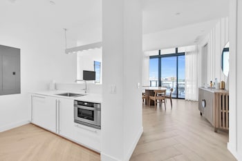 Ocean View Penthouse 8, 2 Bedroom Bi-level Suite, Bedroom 1: 1 King, Bedroom 2: 1 King, Ocean view