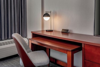 Room, 1 King Bed with Sofa bed (Mobility Accessible, Tub)