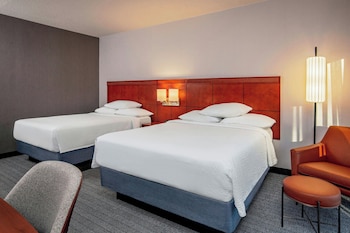 Room, 2 Queen Beds (Hearing Accessible)