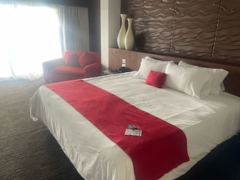 Premium Room, 1 King Bed, Non Smoking