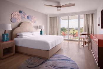 Room, 1 King Bed, Balcony (Hearing Accessible)