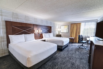 Deluxe Room, 2 Queen Beds