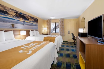 Room, 2 Queen Beds, Non Smoking