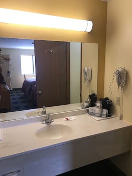 Room, 1 King Bed, Accessible, Non Smoking