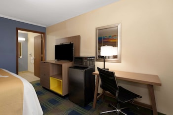 Room, 1 King Bed, Accessible, Non Smoking