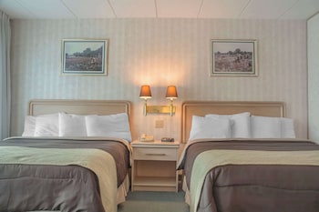 Standard Room, 2 Queen Beds, Non Smoking