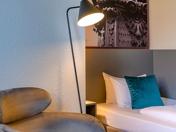 Standard Room, 1 Large Twin Bed