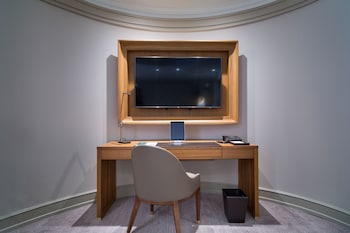 New Executive Room